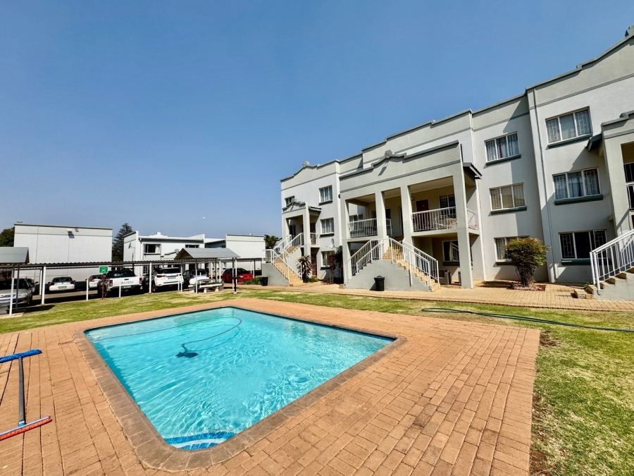 1 Bedroom Property for Sale in Die Bult North West